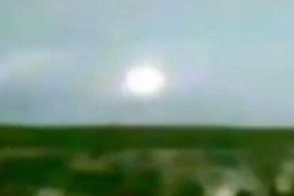 Quả bóng phát sáng lơ lửng ở Vườn quốc gia Mỹ nghi UFO