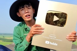 “Youtuber nghèo nhất Việt Nam” bị công an triệu tập, có nguy cơ mất kênh 