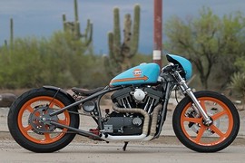 Harley Sportster độ cực độc với dàn áo “xì tin“