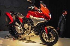 Turismo Veloce 800 khởi động dòng Sport-touring cho MV Agusta 