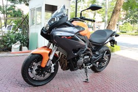 Môtô Pkl Benelli TNT 600 GT đầu tiên tại Hà Nội