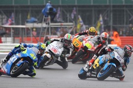 MotoGP 2015: Người Ý “độc chiếm” đường đua Anh