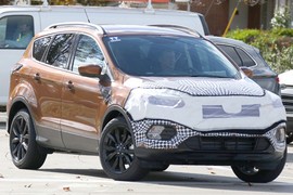 "Tóm gọn" SUV Ford Escape 2017 lộ diện hoàn toàn 