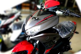 Soi xe ga Yamaha Aerox 125 mới giá 29 triệu đồng