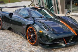 "Thần gió" Pagani Huayra BC màu xanh  hàng hiếm giá 55 tỷ