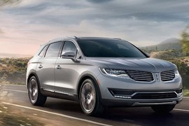 Triệu hồi 5.798 xe Lincoln "dính lỗi" túi khí an toàn