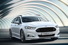 Soi Ford Mondeo “đại hạ giá” gần 100 triệu tại Anh 