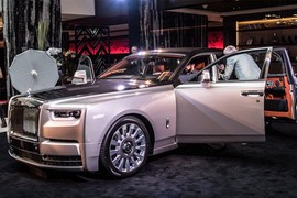 Rolls-Royce Phantom 2018 “chốt giá” từ 16,8 tỷ đồng