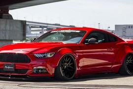 Ngắm “ngựa hoang” Ford Mustang Liberty Walk siêu khủng