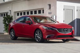 Loạt xe ôtô Mazda đồng loạt giảm giá tại Việt Nam