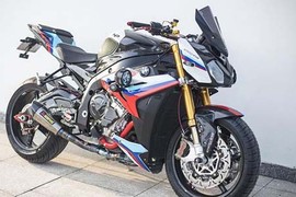 Môtô BMW S1000R giá 600 triệu "độ khủng" tại Sài Gòn