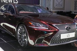 Xe sang Lexus LS 2018 "chốt giá" 4,6 tỷ đồng tại Malaysia 