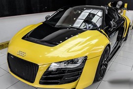 Siêu xe Audi R8 khủng nhất Việt Nam thay “áo mới” 