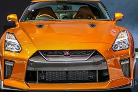 Siêu xe Nissan GT-R gần chục tỷ ra mắt tại Thái Lan