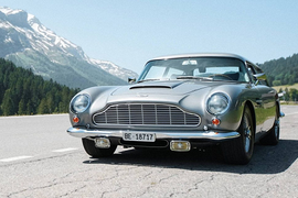 Chi tiết "điệp viên" Aston Martin DB5 Shooting Brake siêu hiếm 