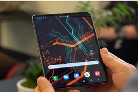 Galaxy Fold cháy hàng tại Ấn Độ chỉ sau 30 phút mở bán