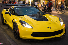 “Soi” xe Chevrolet Corvette C7 Z06 độc nhất Hà Nội 