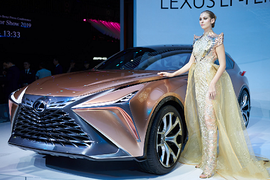 Ngắm xe sang Lexus LF-1 Limitless mới tại triển lãm VMS 2019