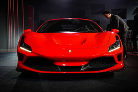 Ferrari F8 Tributo chính hãng tại Thái Lan từ 19,2 tỷ đồng