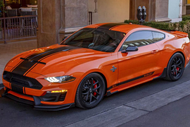 "Siêu rắn" Ford Shelby Super Snake Bold Edition màu sắc hoài cổ