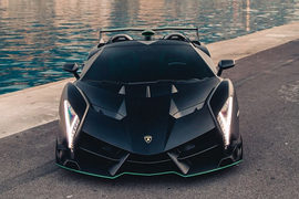 Siêu xe Lamborghini Veneno của hoàng gia Ả Rập bán 141 tỷ đồng