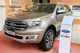 Tiếp bước Fortuner, Ford Everest giảm tới 100 triệu tại Việt Nam