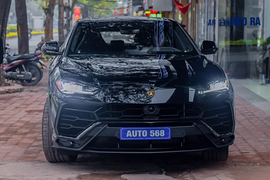 Siêu SUV Lamborghini Urus màu đen hơn 22 tỷ, độc nhất Việt Nam 