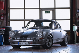 Porsche 911 đời 1985 "biến hình" xe cổ hàng độc 1970