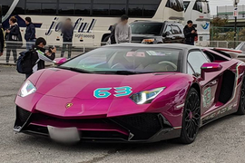 Siêu xe Lamborghini Aventador SV Roadster cuối cùng được sản xuất