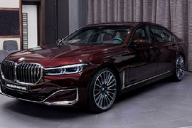 Sedan hạng sang BMW 750Li 2020 sở hữu nội thất “gây choáng”