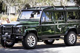 Cận cảnh pha “đập đi xây lại” xe SUV Land Rover Defender