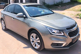 Chevrolet Cruze LTZ dùng 3 năm chỉ hơn 400 triệu tại Việt Nam