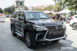 "Chuyên cơ mặt đất" Lexus LX570 độ 4 chỗ, hơn 10 tỷ ở Hà thành