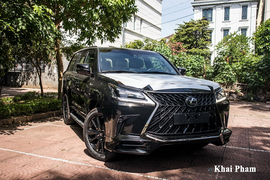 Cận cảnh Lexus LX 570 Super Sport Black Edition hơn 9 tỷ đồng