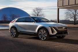 Cadillac Lyriq chạy điện hoàn toàn mới lộ diện, "đấu" Tesla