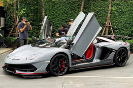 Đại gia Thái tậu Lamborghini Aventador SVJ Roadster đặc biệt