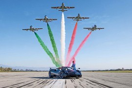 “Thần gió” Pagani Huayra Tricolore giới hạn 3 xe, hơn 154 tỷ đồng