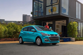 Chevrolet Spark 2021 “anh em” của VinFast Fadil rẻ nhất nước Mỹ