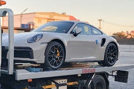 "Đập thùng" Porsche 911 Turbo S hơn 15 tỷ đồng tại VIệt Nam