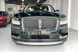 "Khủng long" Lincoln Navigator Black Label L gần 8 tỷ tại Việt Nam