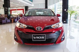 Toyota Việt Nam bán ra 6.679 xe, vẫn bị Hyundai cho "hít khói"