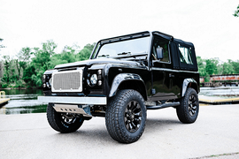 Land Rover Defender 1997 "hàng độc" động cơ V8, mạnh 435 mã lực