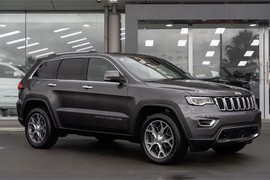 Cận cảnh Jeep Cherokee 2021 sắp ra mắt Việt Nam, dưới 2 tỷ đồng?