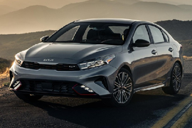 Kia Forte 2022 ra mắt tại Mỹ, động cơ mạnh hơn K3 ở Việt Nam