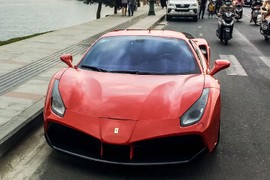 Siêu ngựa Ferrari 488 GTB tại Sài Gòn "lên bàn mổ" độ Misha Designs