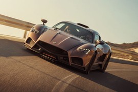 Mazzanti Evantra Pura - siêu xe Ý với “trái tim cơ bắp Mỹ” ra mắt