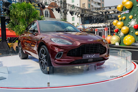 Ngắm siêu SUV Aston Martin DBX chính hãng, hơn 16 tỷ tại Việt Nam