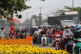 Lập chốt, 'động viên' người dân không về quê ăn Tết là không phù hợp, trái chỉ đạo của Chính phủ