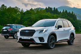 Subaru Forester 2022 động cơ lai e-Boxer ra mắt tại Châu Âu