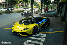 Nữ 9X Bạc Liêu khoe "áo mới" Lamborghini Huracan hơn 10 tỷ